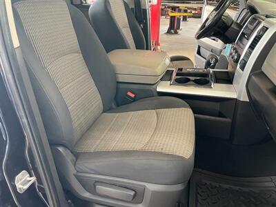 2011 RAM 1500 ST   - Photo 18 - Saint Louis, MI 48880-9800