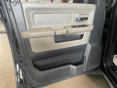 2011 RAM 1500 ST   - Photo 20 - Saint Louis, MI 48880-9800