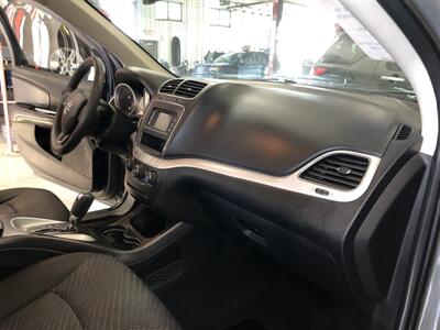 2020 Dodge Journey SE Value   - Photo 17 - Saint Louis, MI 48880-9800