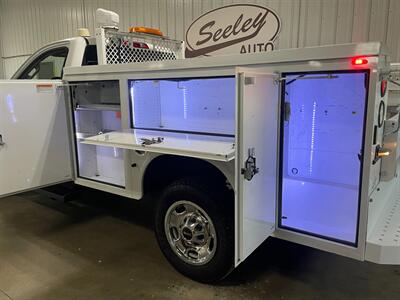 2016 GMC Sierra 2500HD   - Photo 15 - Saint Louis, MI 48880-9800