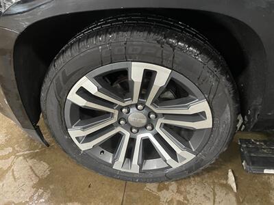 2018 GMC Yukon Denali   - Photo 26 - Saint Louis, MI 48880-9800