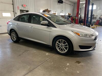 2016 Ford Focus SE - Photo 5 - Saint Louis, MI 48880-9800