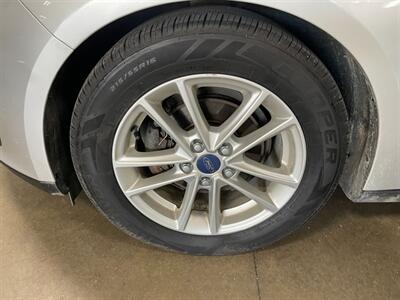 2016 Ford Focus SE - Photo 23 - Saint Louis, MI 48880-9800