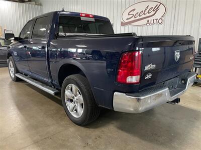 2016 RAM 1500 SLT   - Photo 3 - Saint Louis, MI 48880-9800