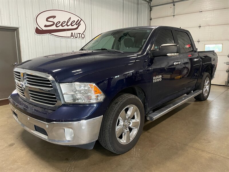 2016 RAM 1500 SLT   - Photo 1 - Saint Louis, MI 48880-9800