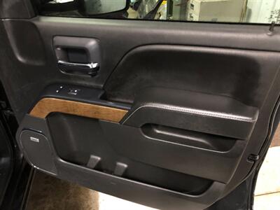 2015 Chevrolet Silverado 1500 LTZ - Photo 22 - Saint Louis, MI 48880-9800