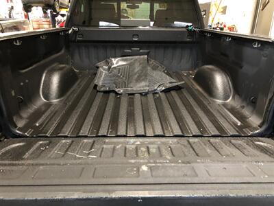 2015 Chevrolet Silverado 1500 LTZ - Photo 28 - Saint Louis, MI 48880-9800