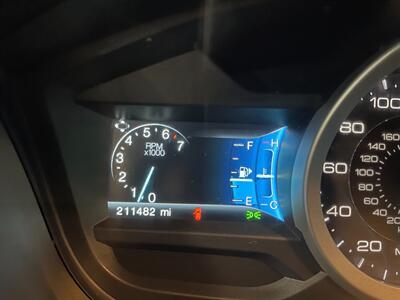 2015 Ford Explorer XLT - Photo 12 - Saint Louis, MI 48880-9800