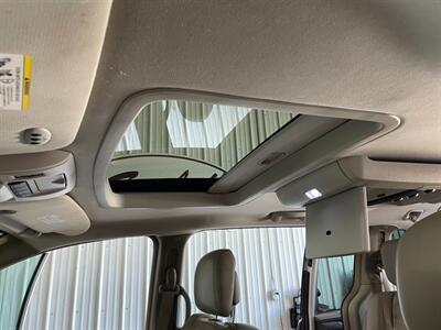 2016 Chrysler Town and Country Limited Platinum - Photo 15 - Saint Louis, MI 48880-9800