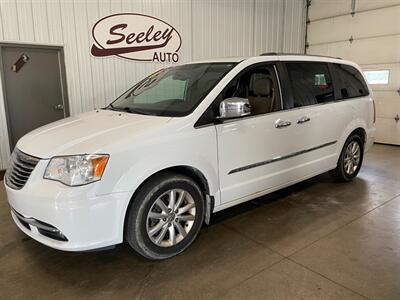 2016 Chrysler Town and Country Limited Platinum - Photo 1 - Saint Louis, MI 48880-9800