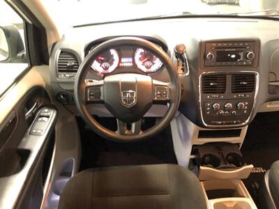 2015 Dodge Grand Caravan American Value Package   - Photo 8 - Saint Louis, MI 48880-9800