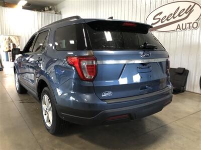 2018 Ford Explorer   - Photo 3 - Saint Louis, MI 48880-9800
