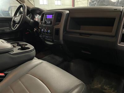 2016 RAM 1500 Tradesman   - Photo 16 - Saint Louis, MI 48880-9800