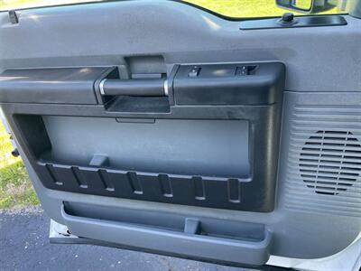 2012 Ford F-450 Super Duty   - Photo 16 - Saint Louis, MI 48880-9800