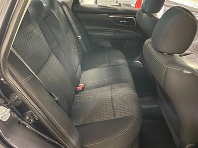 2016 Nissan Altima 2.5 SV - Photo 19 - Saint Louis, MI 48880-9800