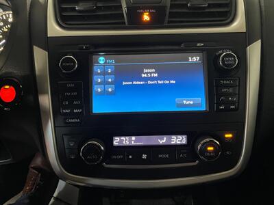 2016 Nissan Altima 2.5 SV - Photo 13 - Saint Louis, MI 48880-9800