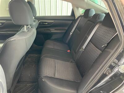 2016 Nissan Altima 2.5 SV - Photo 20 - Saint Louis, MI 48880-9800