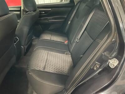 2016 Nissan Altima 2.5 SV - Photo 18 - Saint Louis, MI 48880-9800