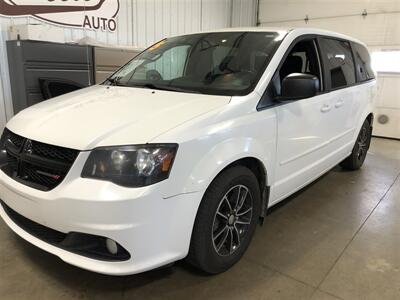 2015 Dodge Grand Caravan Blacktop   - Photo 2 - Saint Louis, MI 48880-9800