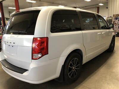 2015 Dodge Grand Caravan Blacktop   - Photo 5 - Saint Louis, MI 48880-9800