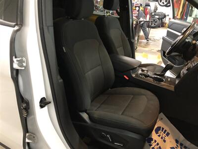 2017 Ford Explorer XLT   - Photo 19 - Saint Louis, MI 48880-9800