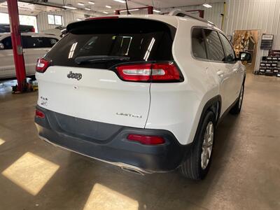 2015 Jeep Cherokee Limited - Photo 6 - Saint Louis, MI 48880-9800