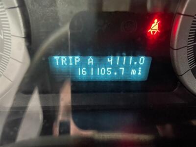 2009 Ford Escape Limited   - Photo 9 - Saint Louis, MI 48880-9800