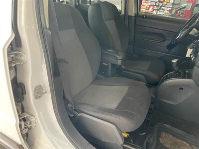 2017 Jeep Patriot Sport   - Photo 18 - Saint Louis, MI 48880-9800