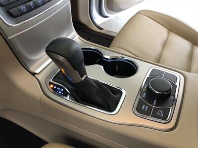 2017 Jeep Grand Cherokee Limited   - Photo 13 - Saint Louis, MI 48880-9800