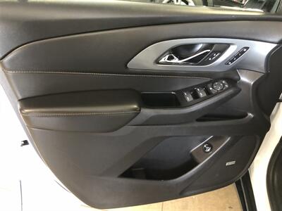 2019 Chevrolet Traverse Premier   - Photo 26 - Saint Louis, MI 48880-9800
