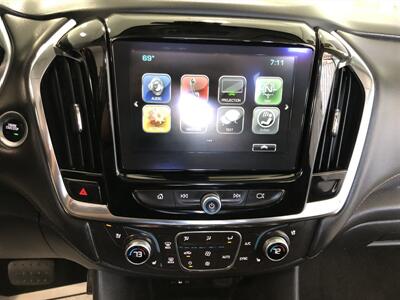 2019 Chevrolet Traverse Premier   - Photo 13 - Saint Louis, MI 48880-9800