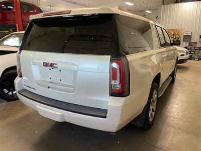 2015 GMC Yukon XL SLT - Photo 6 - Saint Louis, MI 48880-9800