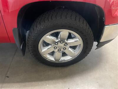 2013 GMC Sierra 1500 SLE   - Photo 17 - Saint Louis, MI 48880-9800