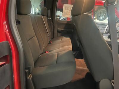 2013 GMC Sierra 1500 SLE   - Photo 15 - Saint Louis, MI 48880-9800
