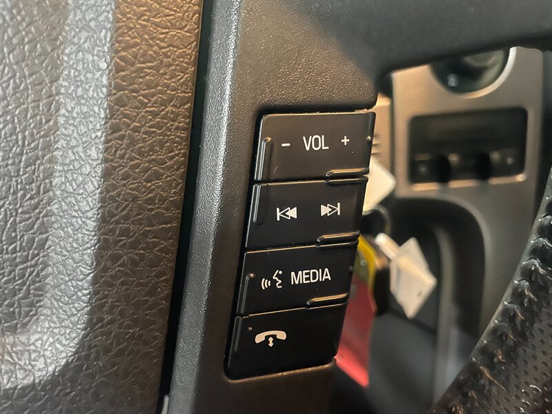 2014 Ford F-150 SVT Raptor - Photo 11 - Saint Louis, MI 48880-9800