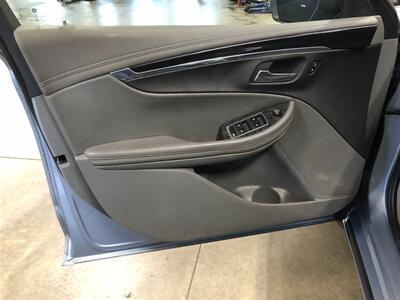 2014 Chevrolet Impala LT   - Photo 20 - Saint Louis, MI 48880-9800
