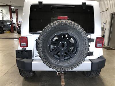 2012 Jeep Wrangler Sahara   - Photo 7 - Saint Louis, MI 48880-9800