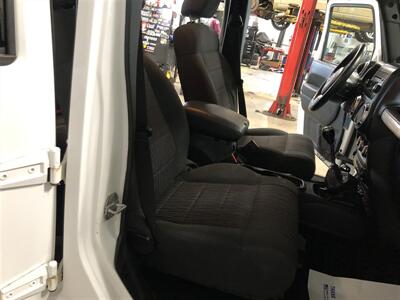 2012 Jeep Wrangler Sahara   - Photo 18 - Saint Louis, MI 48880-9800