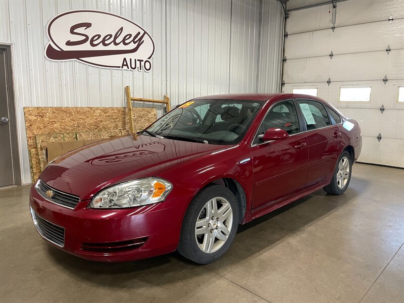2009 Chevrolet Impala LT   - Photo 1 - Saint Louis, MI 48880-9800
