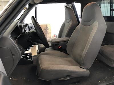 2001 Ford Ranger XL   - Photo 13 - Saint Louis, MI 48880-9800