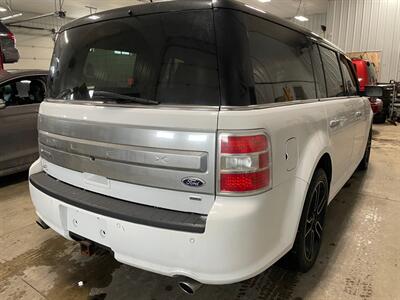 2015 Ford Flex Limited   - Photo 6 - Saint Louis, MI 48880-9800