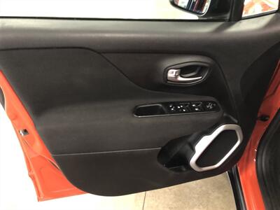 2019 Jeep Renegade Sport   - Photo 21 - Saint Louis, MI 48880-9800