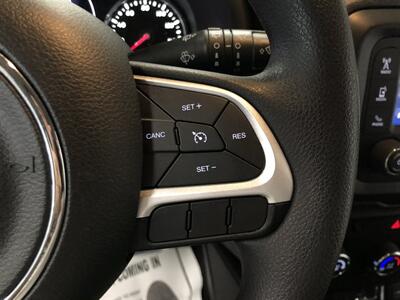 2019 Jeep Renegade Sport   - Photo 12 - Saint Louis, MI 48880-9800
