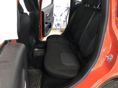 2019 Jeep Renegade Sport   - Photo 17 - Saint Louis, MI 48880-9800