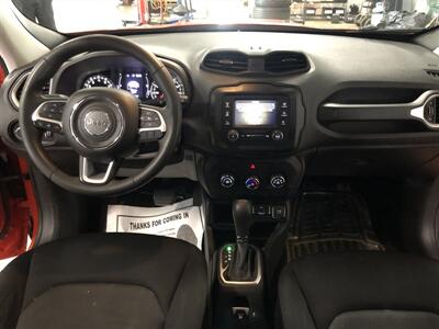 2019 Jeep Renegade Sport   - Photo 8 - Saint Louis, MI 48880-9800