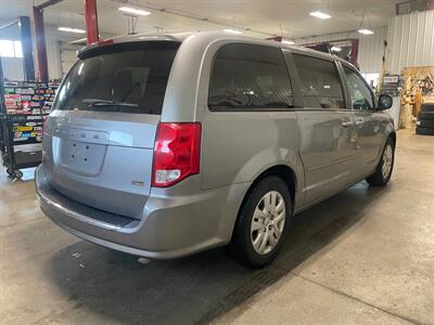 2015 Dodge Grand Caravan American Value Package   - Photo 5 - Saint Louis, MI 48880-9800