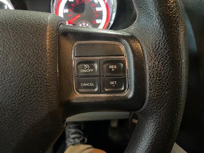 2015 Dodge Grand Caravan American Value Package   - Photo 11 - Saint Louis, MI 48880-9800