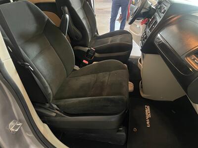 2015 Dodge Grand Caravan American Value Package   - Photo 15 - Saint Louis, MI 48880-9800