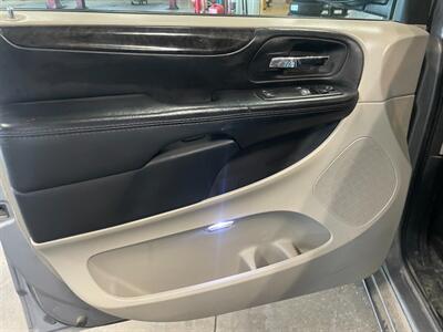 2015 Dodge Grand Caravan American Value Package   - Photo 20 - Saint Louis, MI 48880-9800