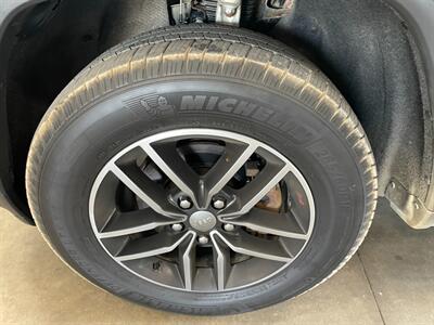 2018 Jeep Grand Cherokee Trailhawk   - Photo 24 - Saint Louis, MI 48880-9800